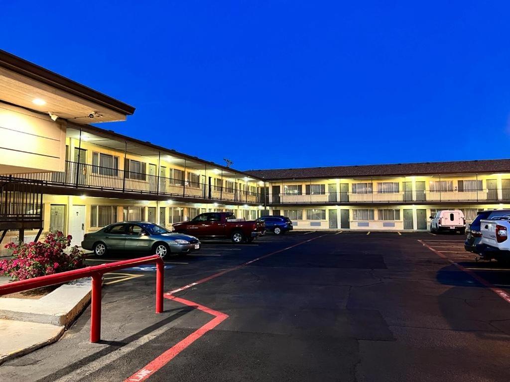 Budget Inn&Suites Amarillo Exterior foto